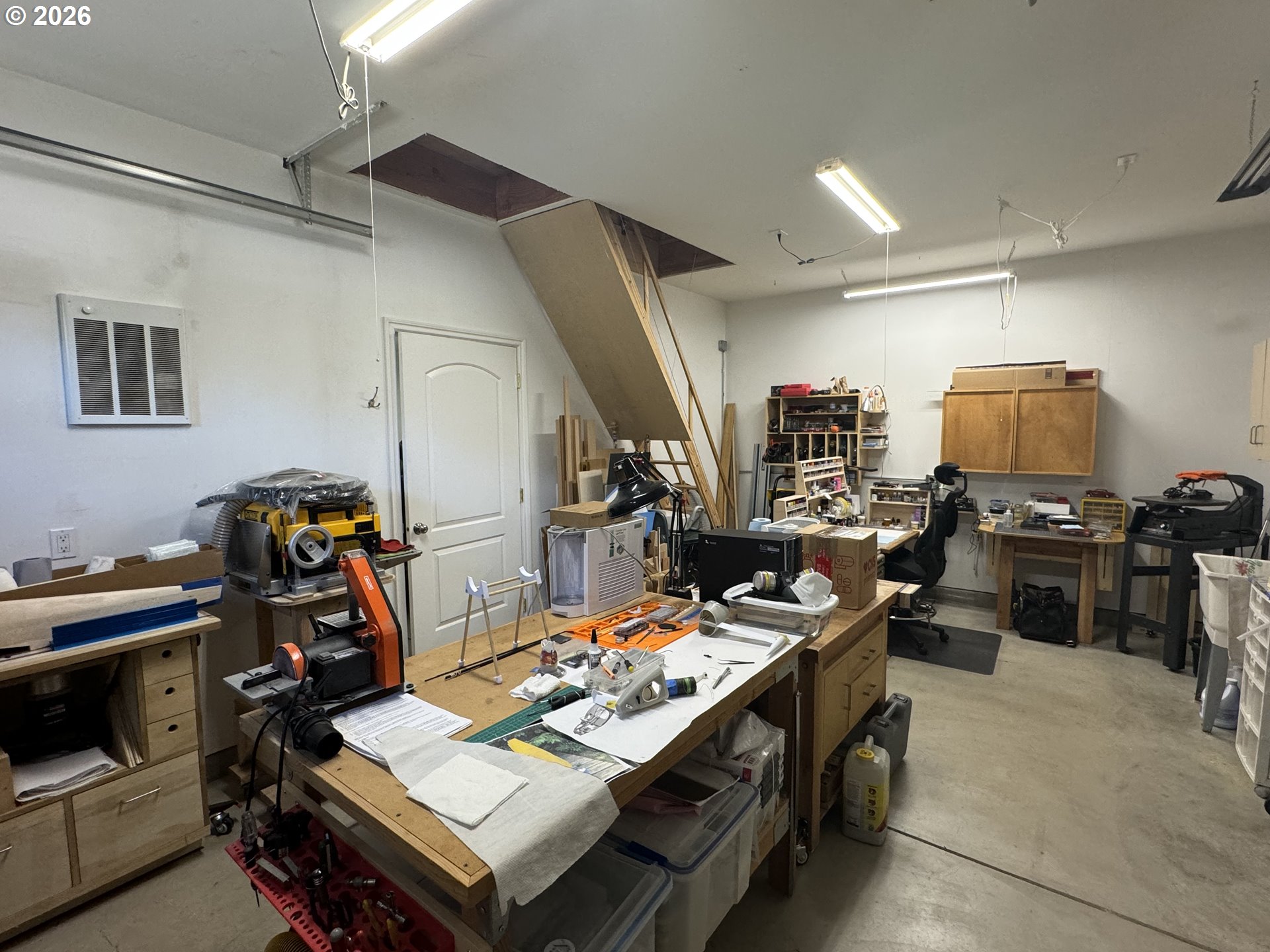 83269 Clear Lake Road Florence, OR 97439 - Photo 39 of 48 Garage