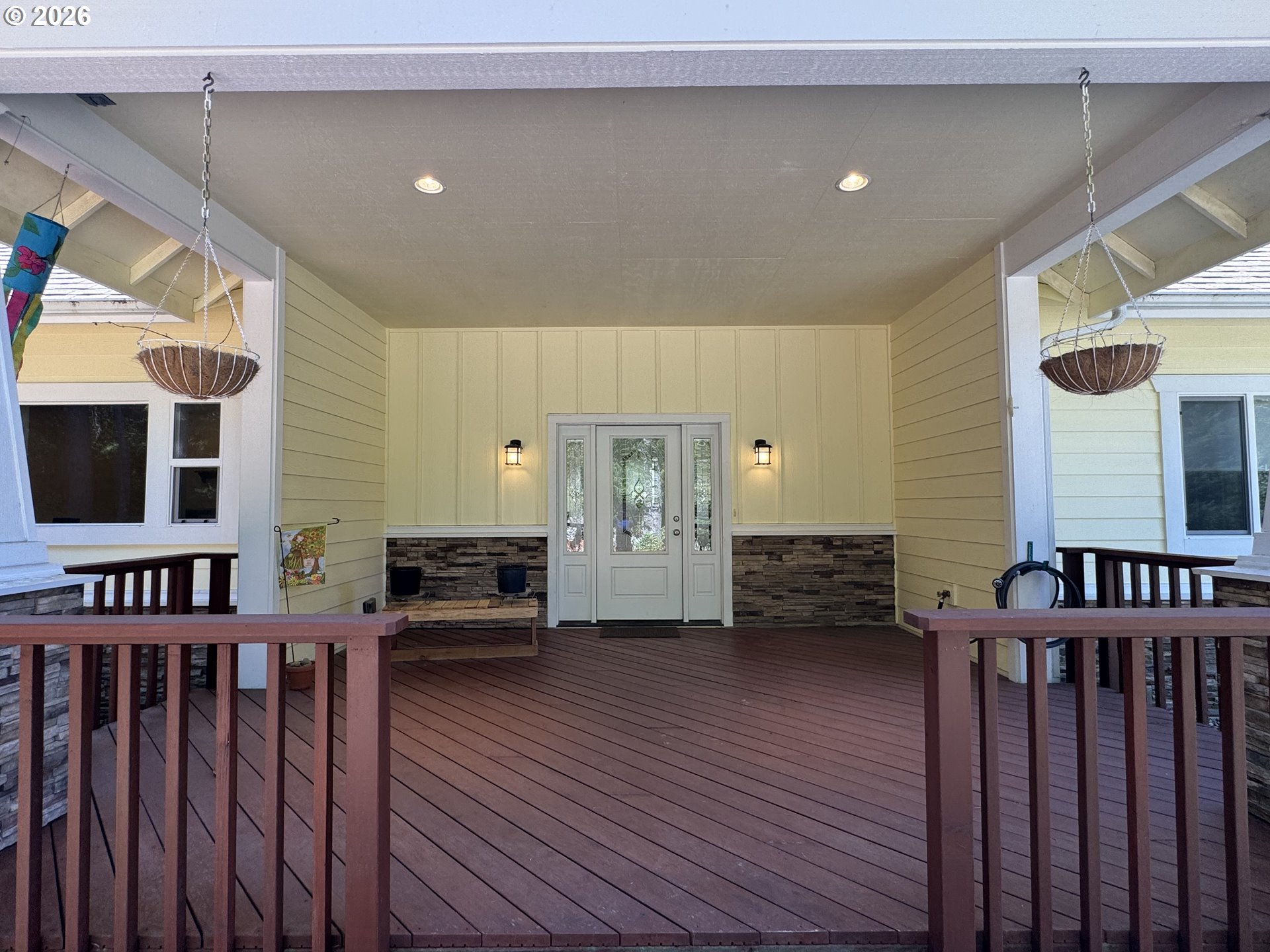 83269 Clear Lake Road Florence, OR 97439 - Photo 4 of 48