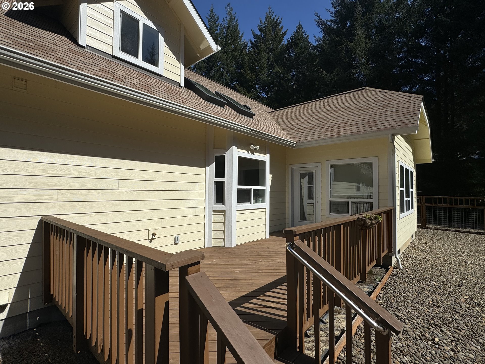 83269 Clear Lake Road Florence, OR 97439 - Photo 43 of 48