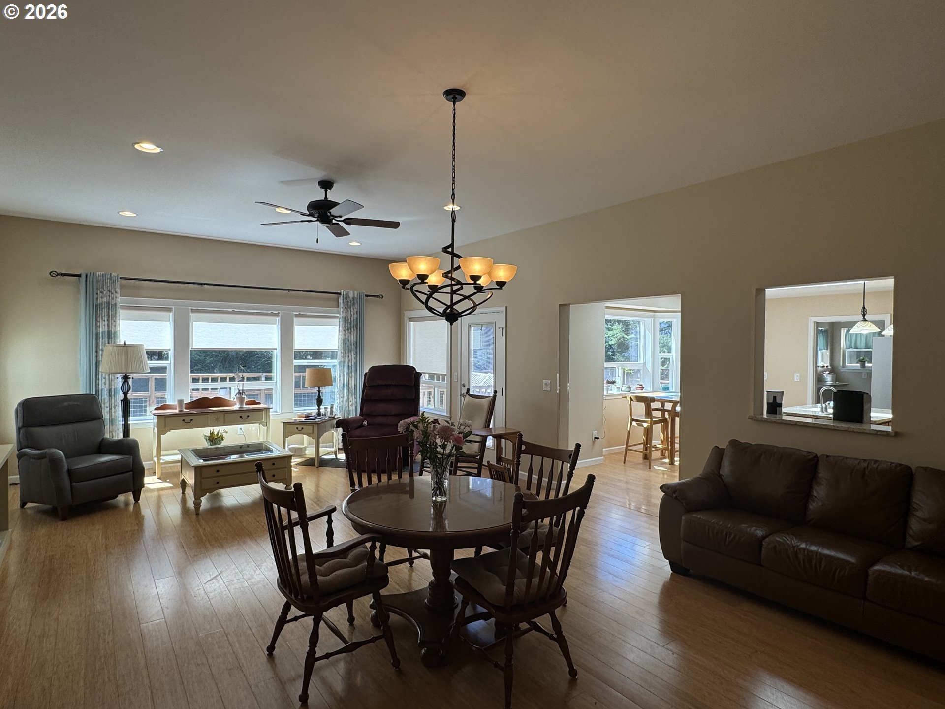 83269 Clear Lake Road Florence, OR 97439 - Photo 8 of 48 Living Room/Dining Room