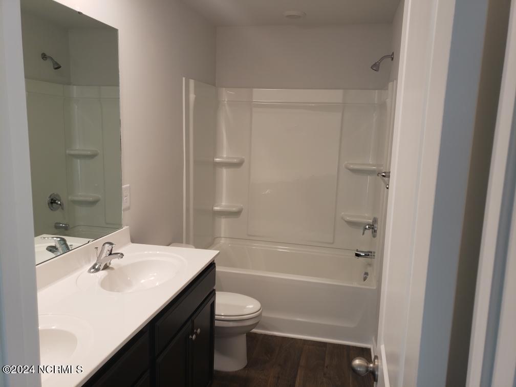 512 Dakota Road New Bern, NC 28560 - Photo 12 of 15 bath