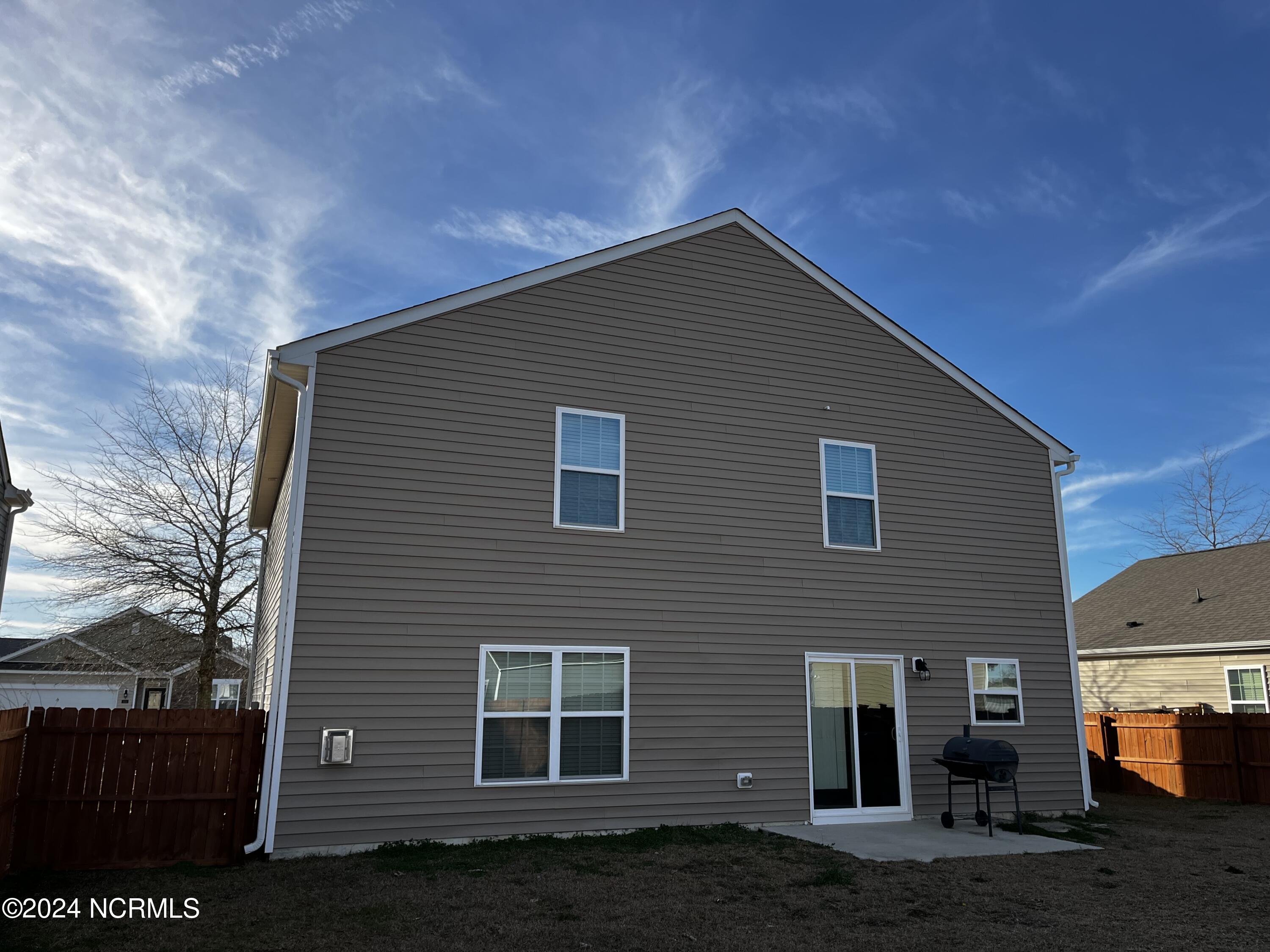 512 Dakota Road New Bern, NC 28560 - Photo 14 of 15 back