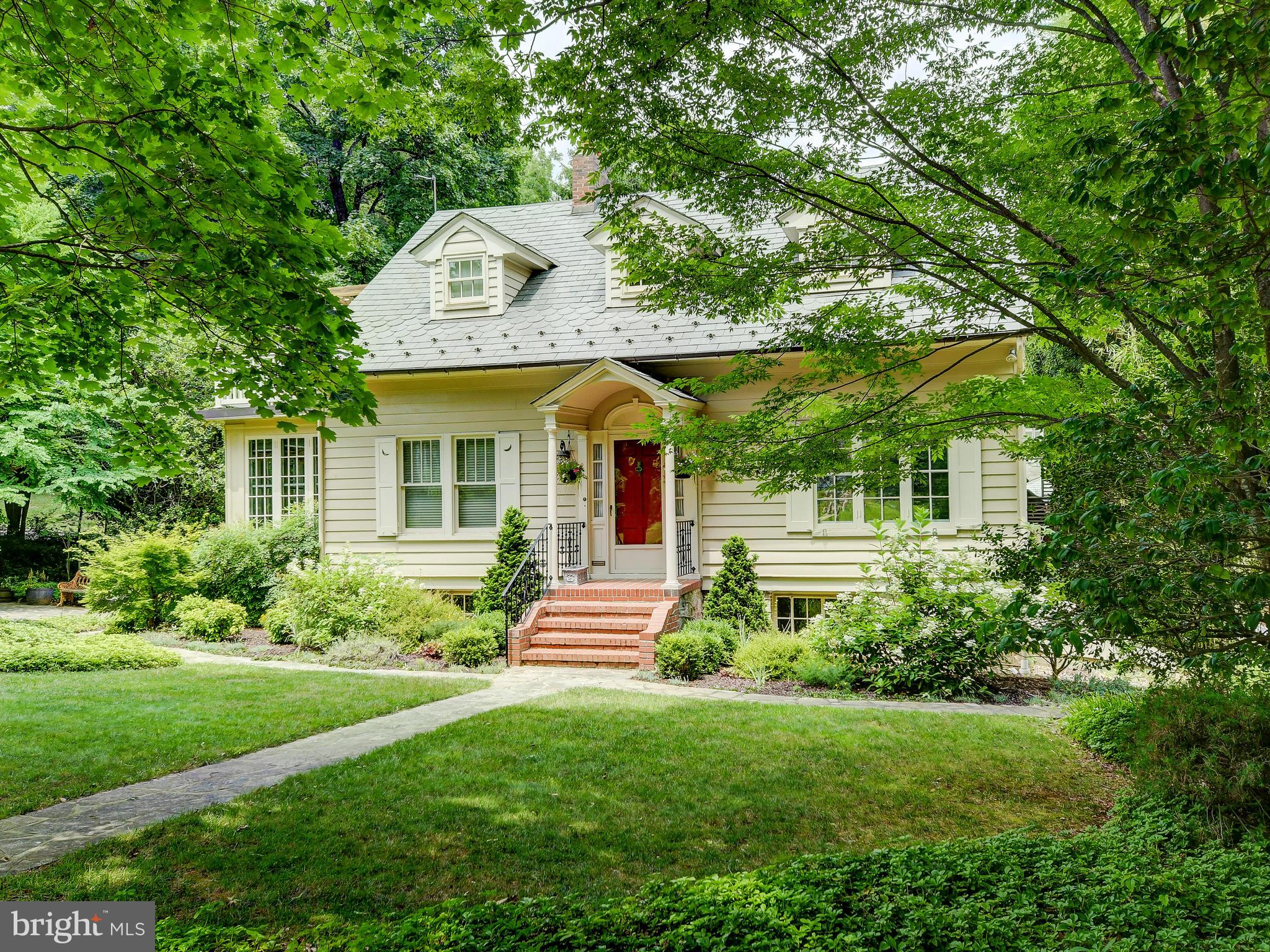 2110 Carterdale Road Baltimore, MD 21209 - Photo 3 of 42 Exterior Front