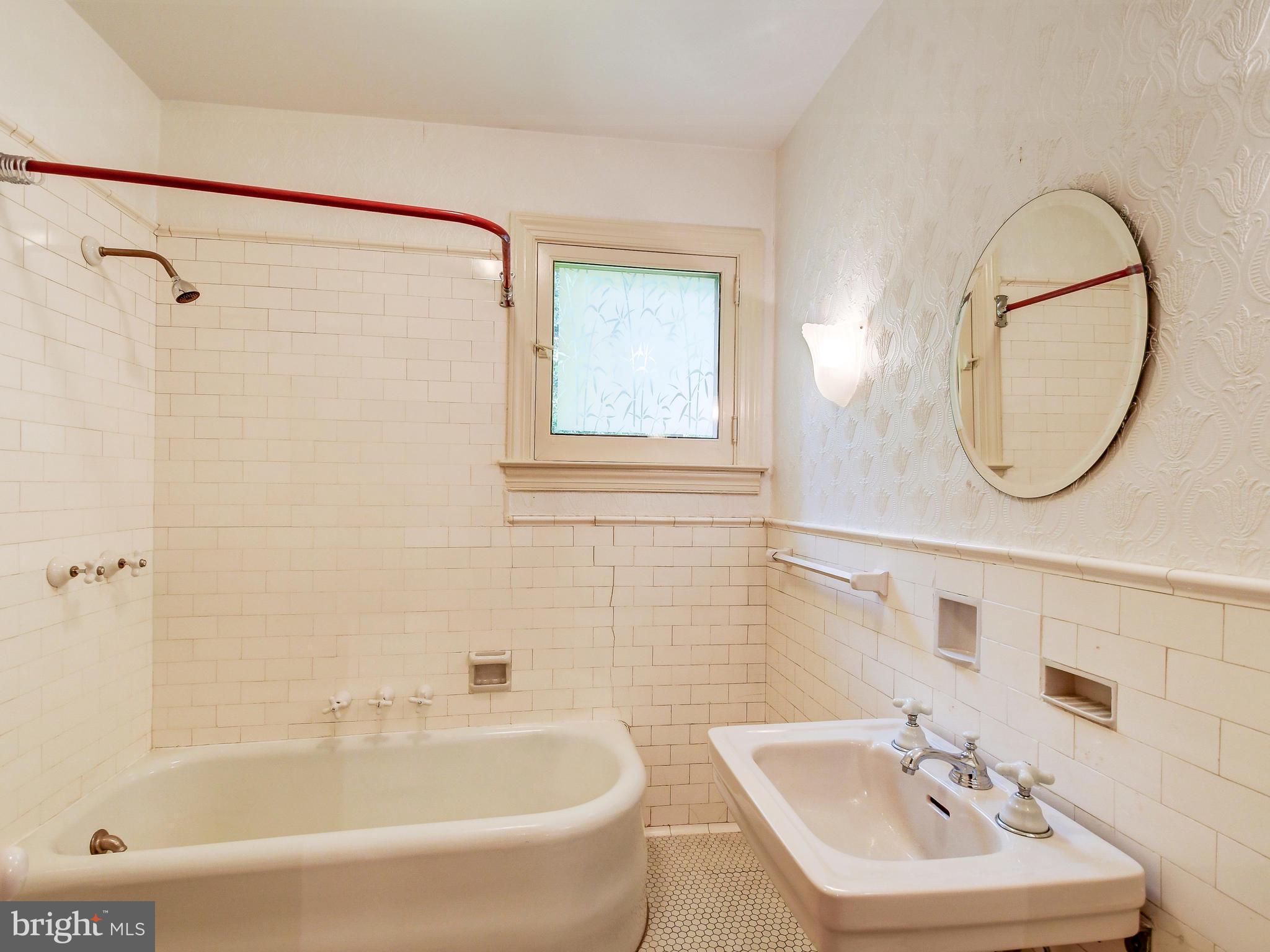 2110 Carterdale Road Baltimore, MD 21209 - Photo 21 of 42 Bathroom