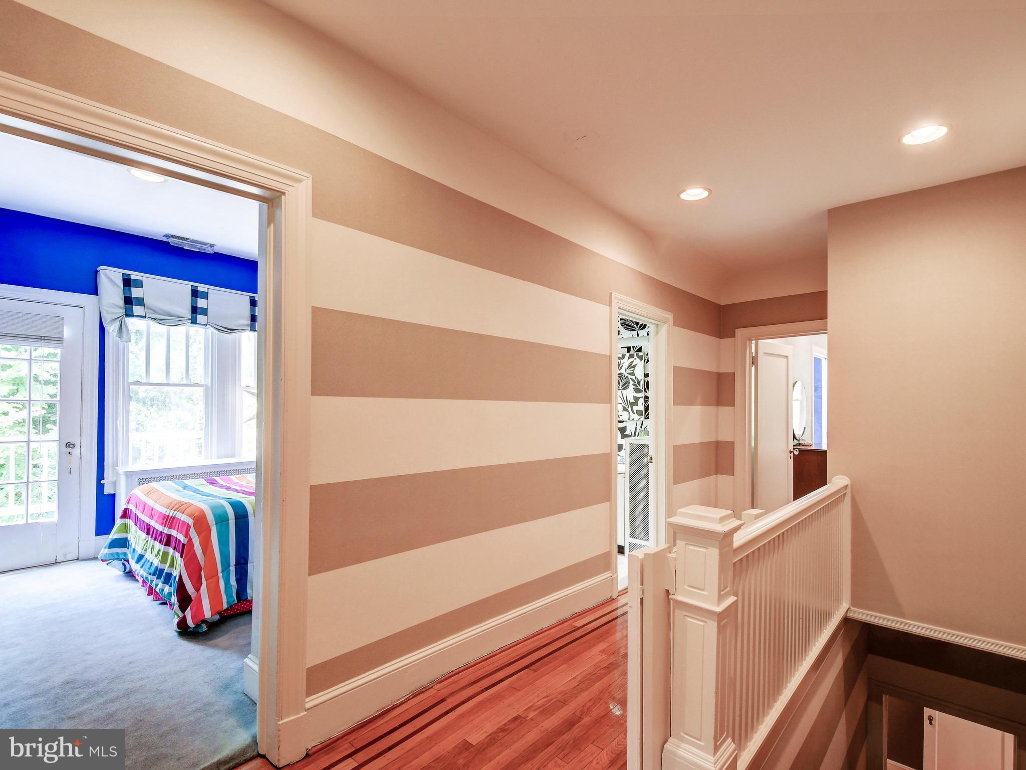 2110 Carterdale Road Baltimore, MD 21209 - Photo 27 of 42 Hallway