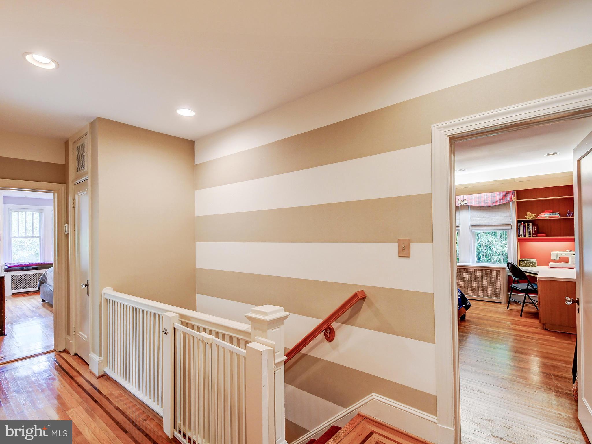 2110 Carterdale Road Baltimore, MD 21209 - Photo 32 of 42 Hallway