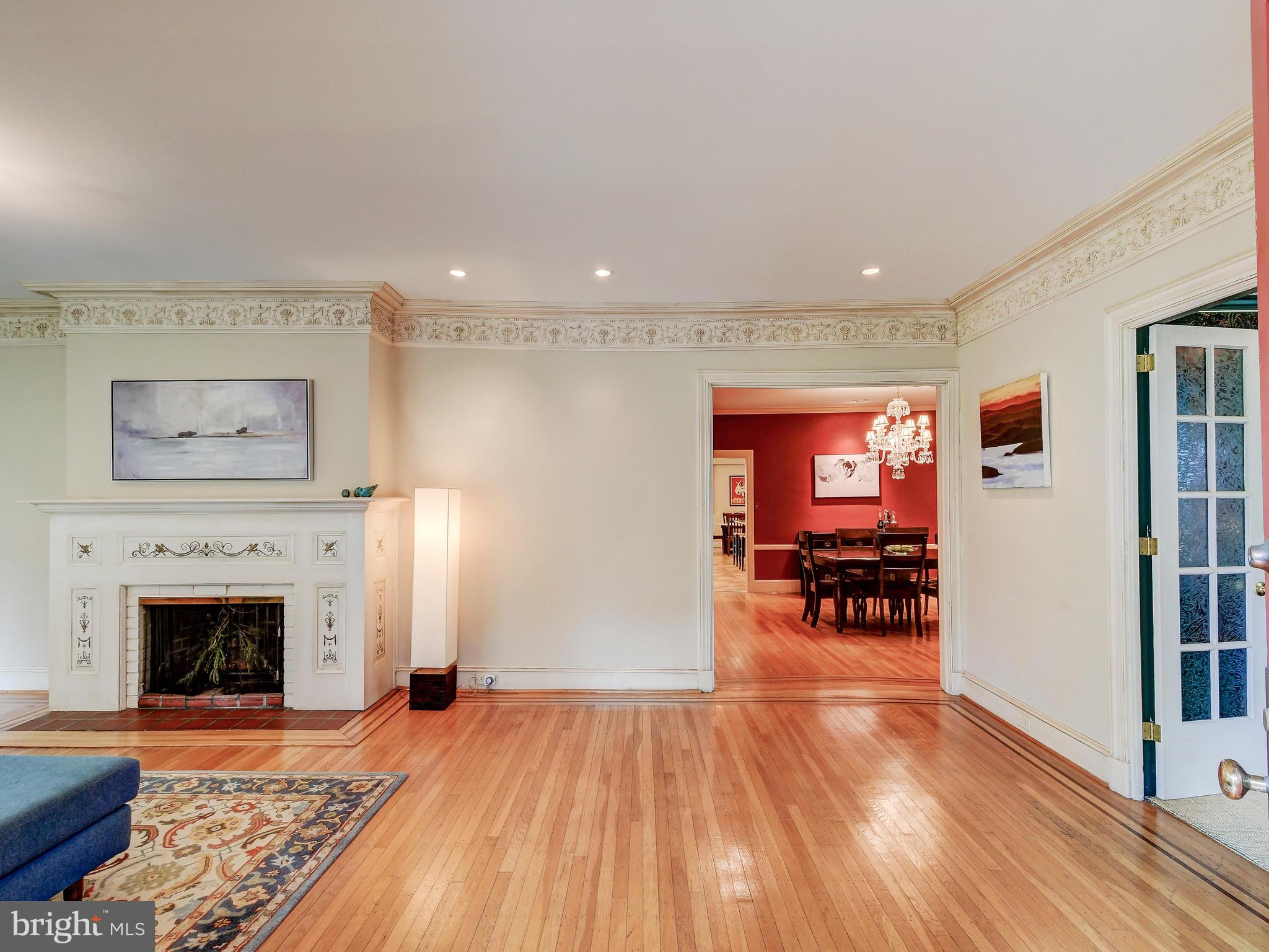 2110 Carterdale Road Baltimore, MD 21209 - Photo 5 of 42 Living Room