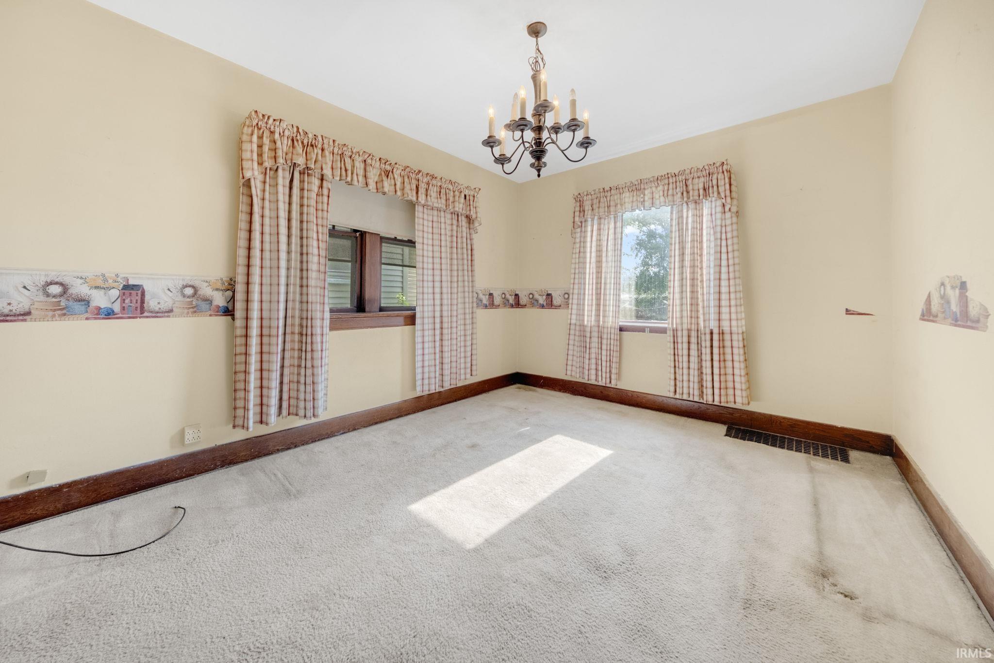 2027 Thompson Avenue Fort Wayne, IN 46802 - Photo 12 of 31