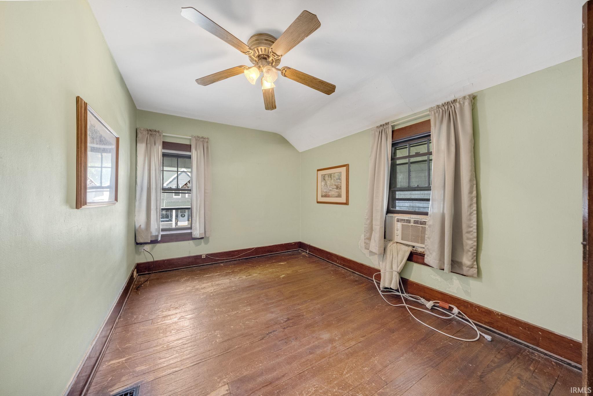 2027 Thompson Avenue Fort Wayne, IN 46802 - Photo 24 of 31