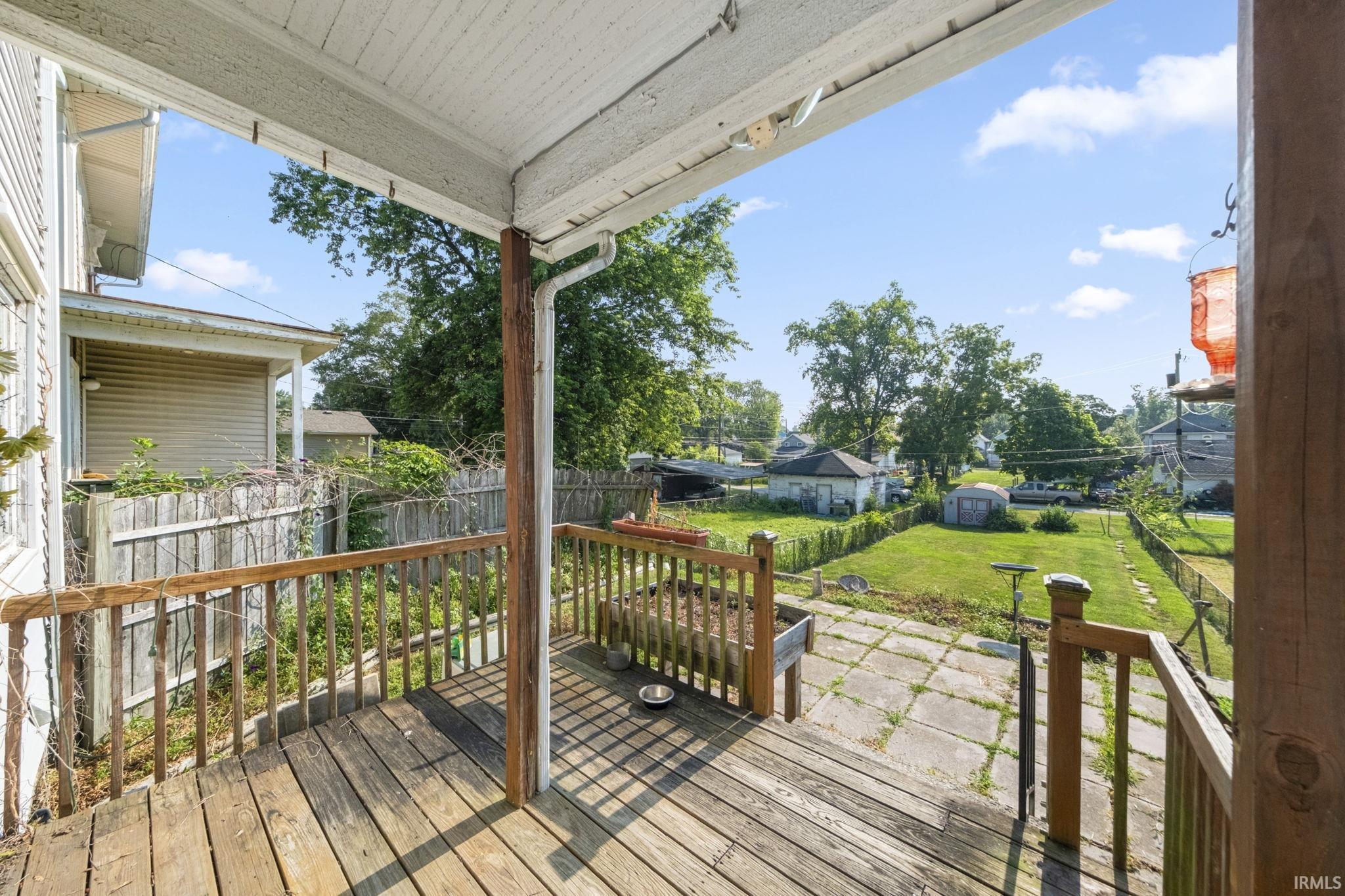 2027 Thompson Avenue Fort Wayne, IN 46802 - Photo 3 of 31