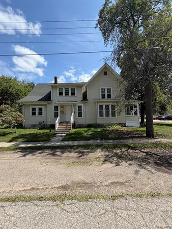 $2,995 | 205 East Shadbolt Street, Lake Orion, MI 48362