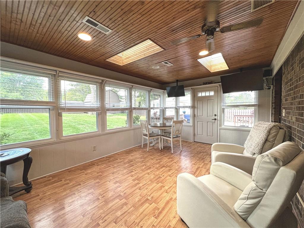 2824 Davis Road Indianapolis, IN 46239 - Photo 17 of 21 Gallery Image 17
