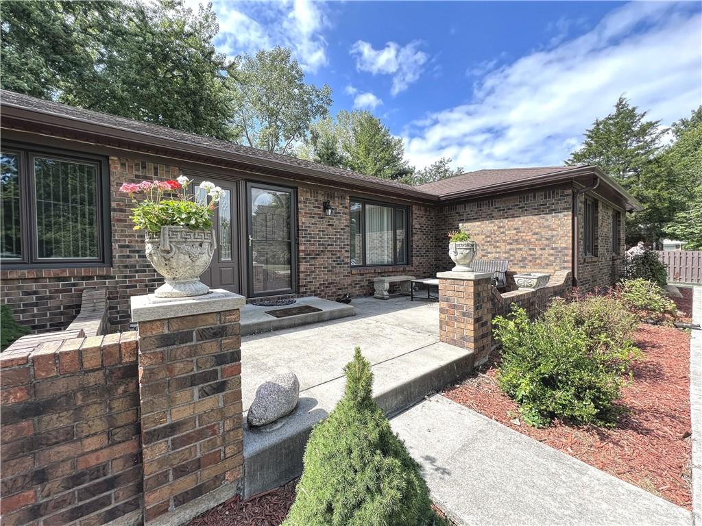 2824 Davis Road Indianapolis, IN 46239 - Photo 3 of 21 Gallery Image 3