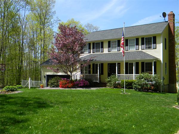 63 Brookfield Road North Brookfield, MA 01535 - Photo 1 of 20 Gallery Image 1