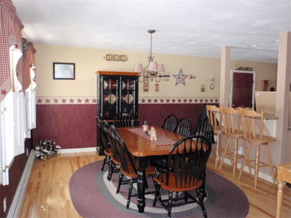 63 Brookfield Road North Brookfield, MA 01535 - Photo 5 of 20 Gallery Image 5