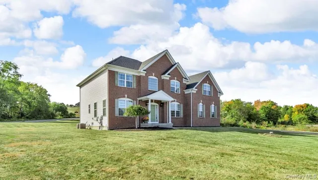 $825,000 | 59 Luthien Forrest Road, Rock Tavern, NY 12575