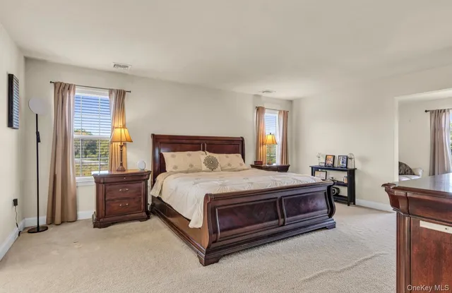 $825,000 | 59 Luthien Forrest Road, Rock Tavern, NY 12575