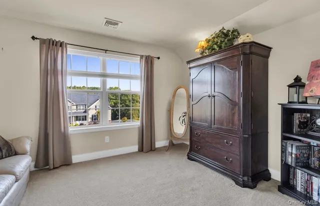 $825,000 | 59 Luthien Forrest Road, Rock Tavern, NY 12575