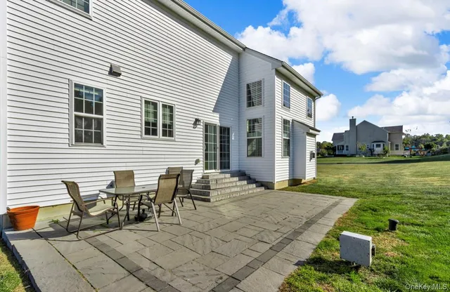 $825,000 | 59 Luthien Forrest Road, Rock Tavern, NY 12575