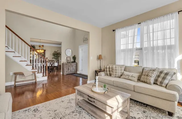 $825,000 | 59 Luthien Forrest Road, Rock Tavern, NY 12575