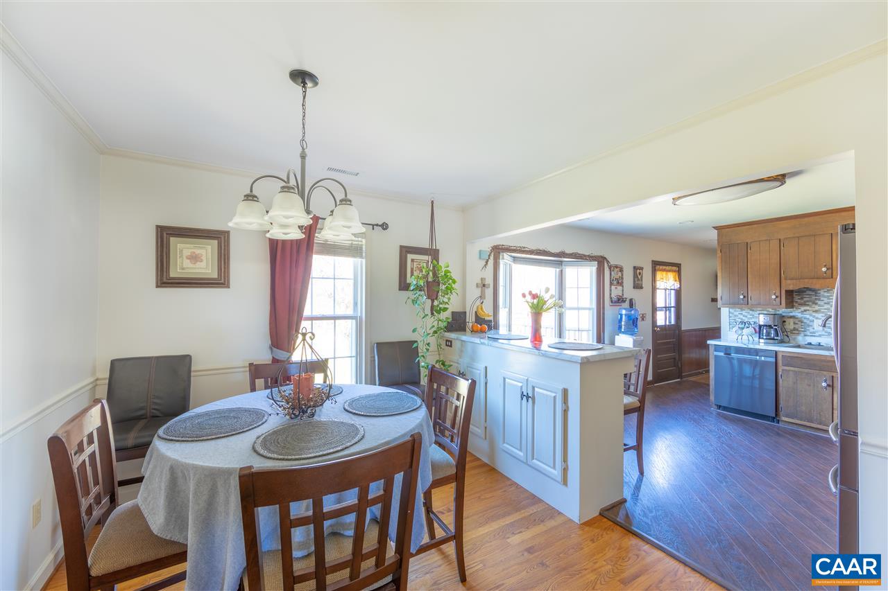 604 Sumter Road Waynesboro, VA 22980 - Photo 8 of 27 Gallery Image 8
