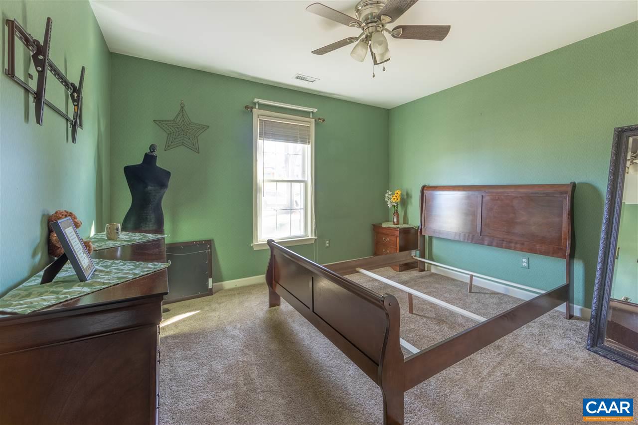 604 Sumter Road Waynesboro, VA 22980 - Photo 10 of 27 Gallery Image 10
