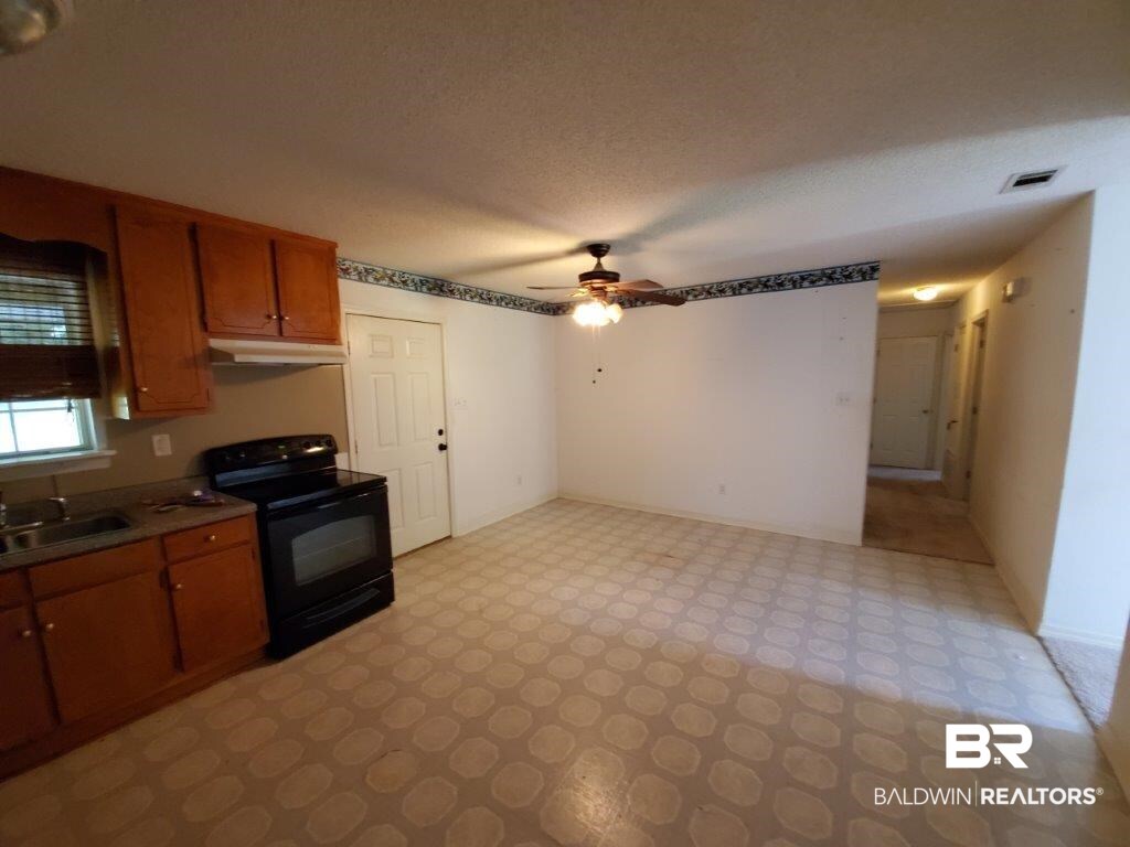 19070 Keller Road Foley, AL 36535 - Photo 14 of 22 Gallery Image 14