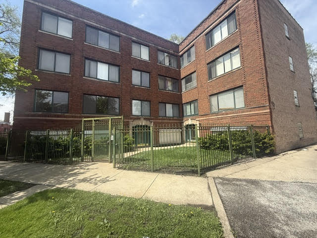 8008 South Ridgeland Avenue, Unit 2A Chicago, IL 60617 - Photo 1 of 16