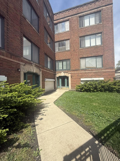 8008 South Ridgeland Avenue, Unit 2A Chicago, IL 60617 - Photo 2 of 16