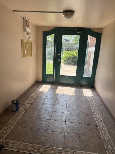 8008 South Ridgeland Avenue, Unit 2A Chicago, IL 60617 - Photo 3 of 16