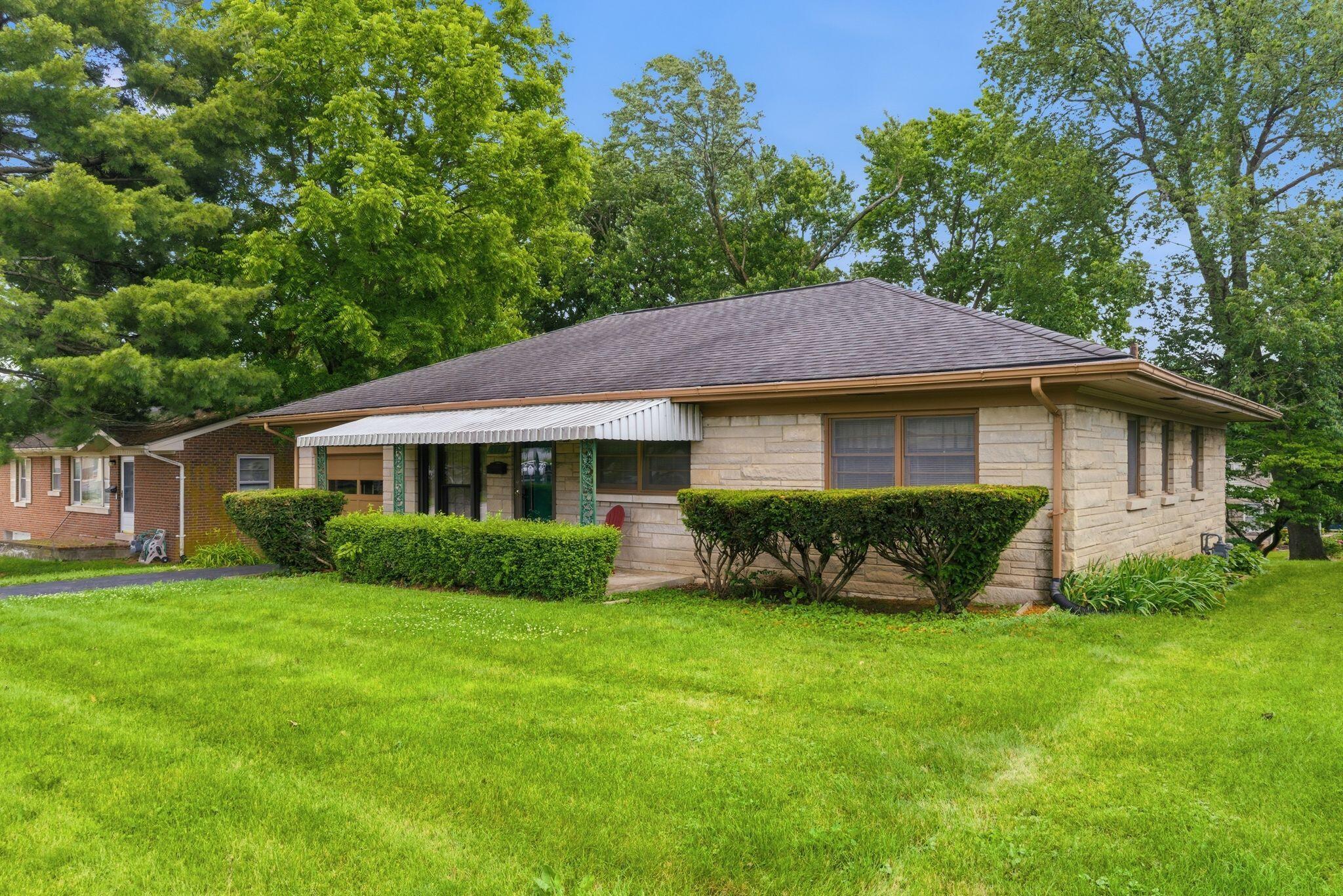 2192 Harrodsburg Road Lexington, KY 40503 - Photo 4 of 38 10_dsc06145