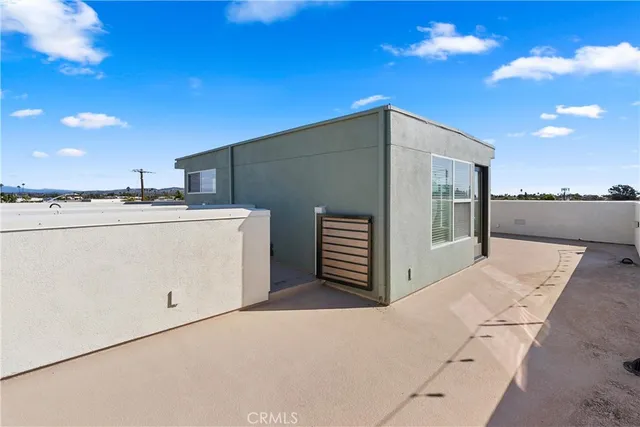 $1,299,999 | 617 West 17th Street, Costa Mesa, CA 92627