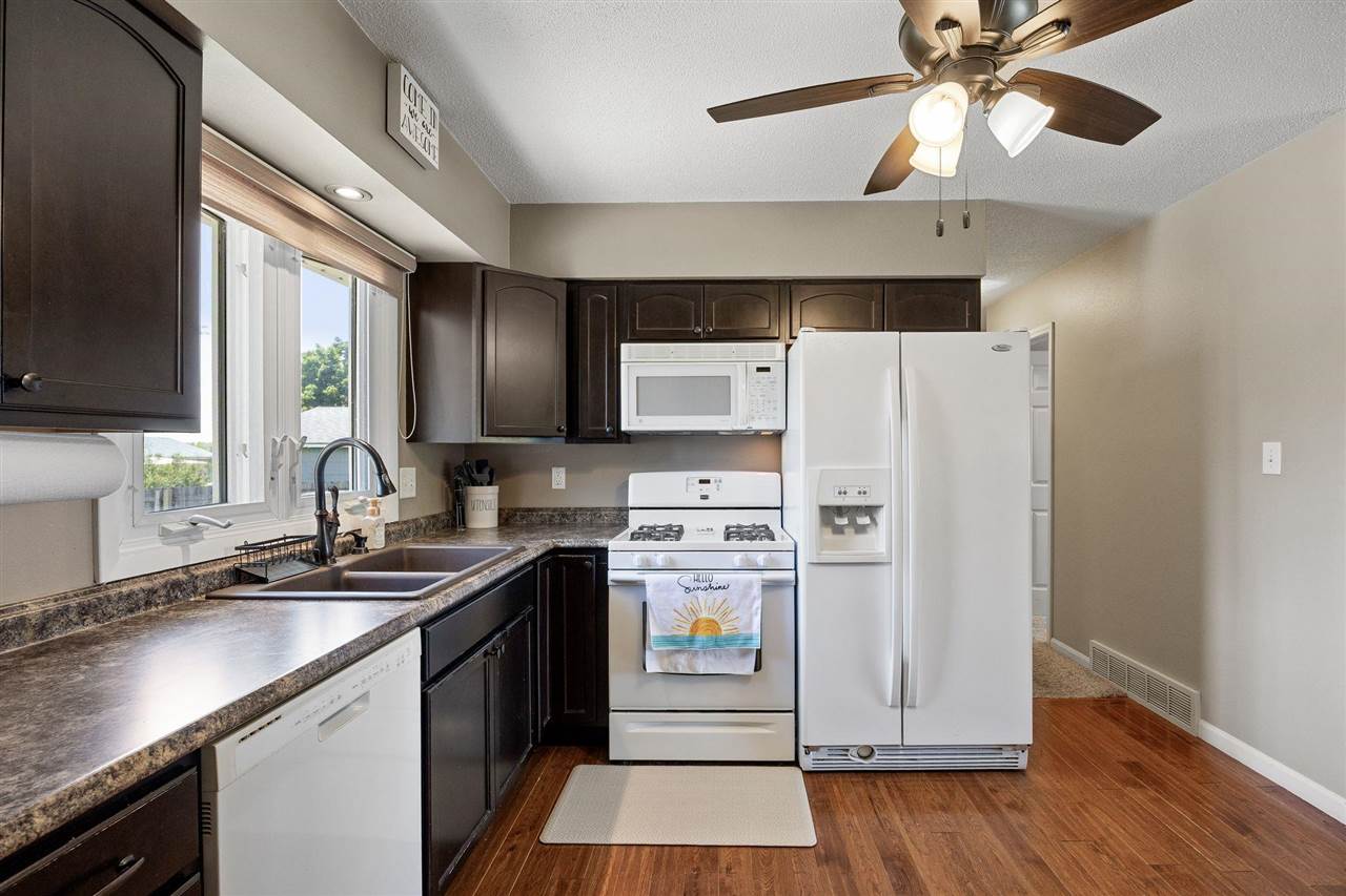 2985 4th Street Marion, IA 52302 - Photo 8 of 23 Gallery Image 8