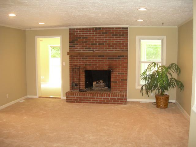 824 Alwyne Road Carmel, IN 46032 - Photo 2 of 10 Gallery Image 2
