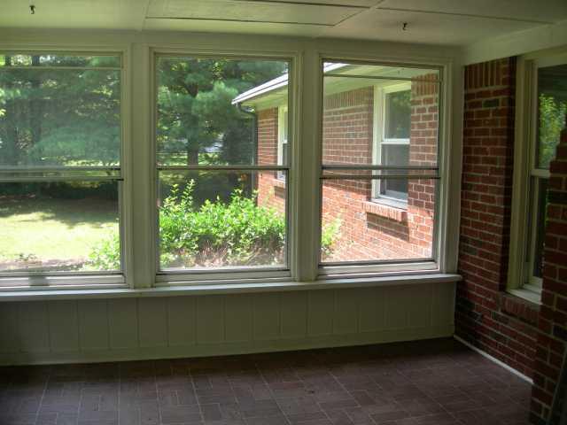 824 Alwyne Road Carmel, IN 46032 - Photo 8 of 10 Gallery Image 8