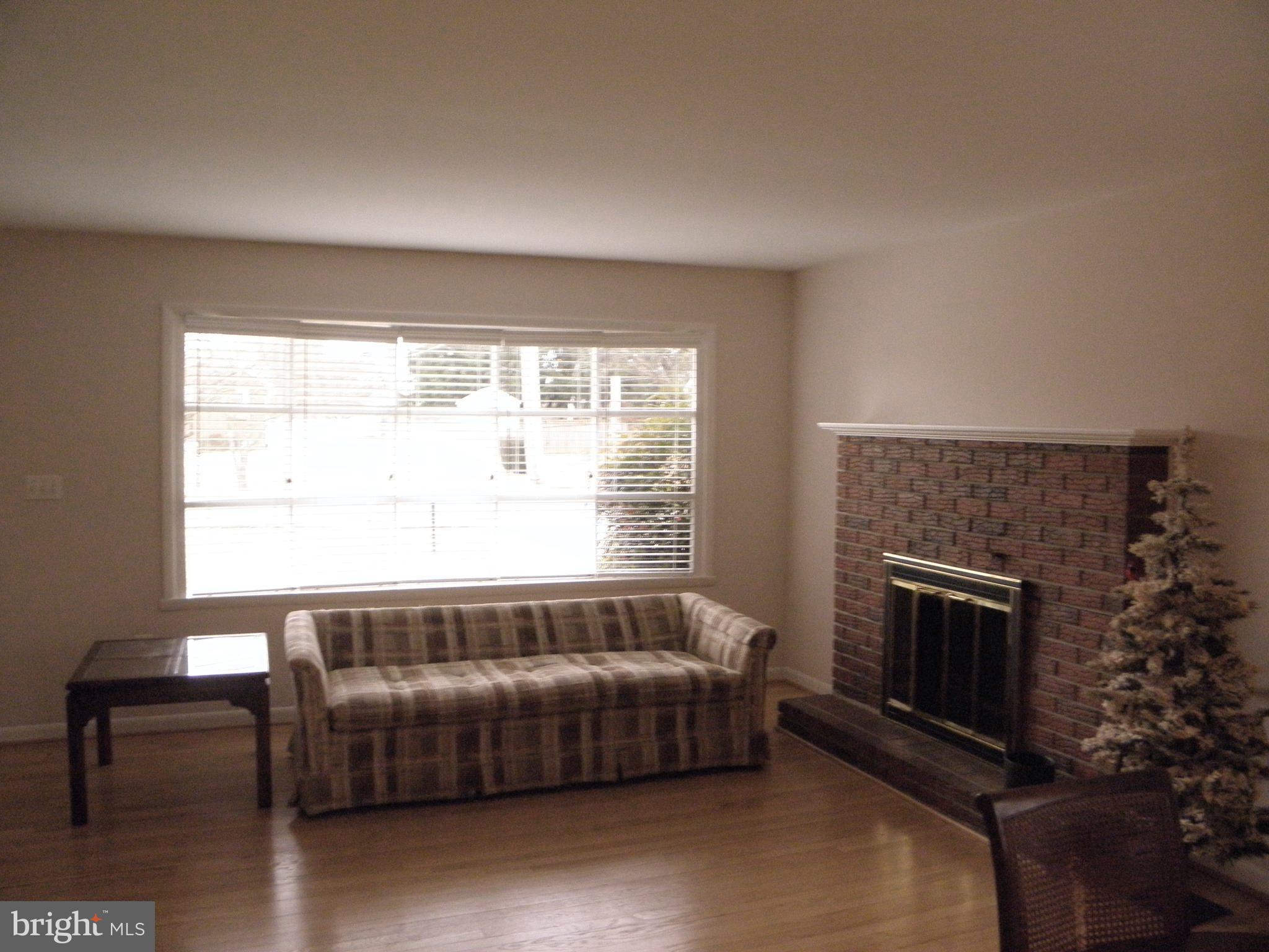 202 Bynum Ridge Road Forest Hill, MD 21050 - Photo 5 of 24 Living Room