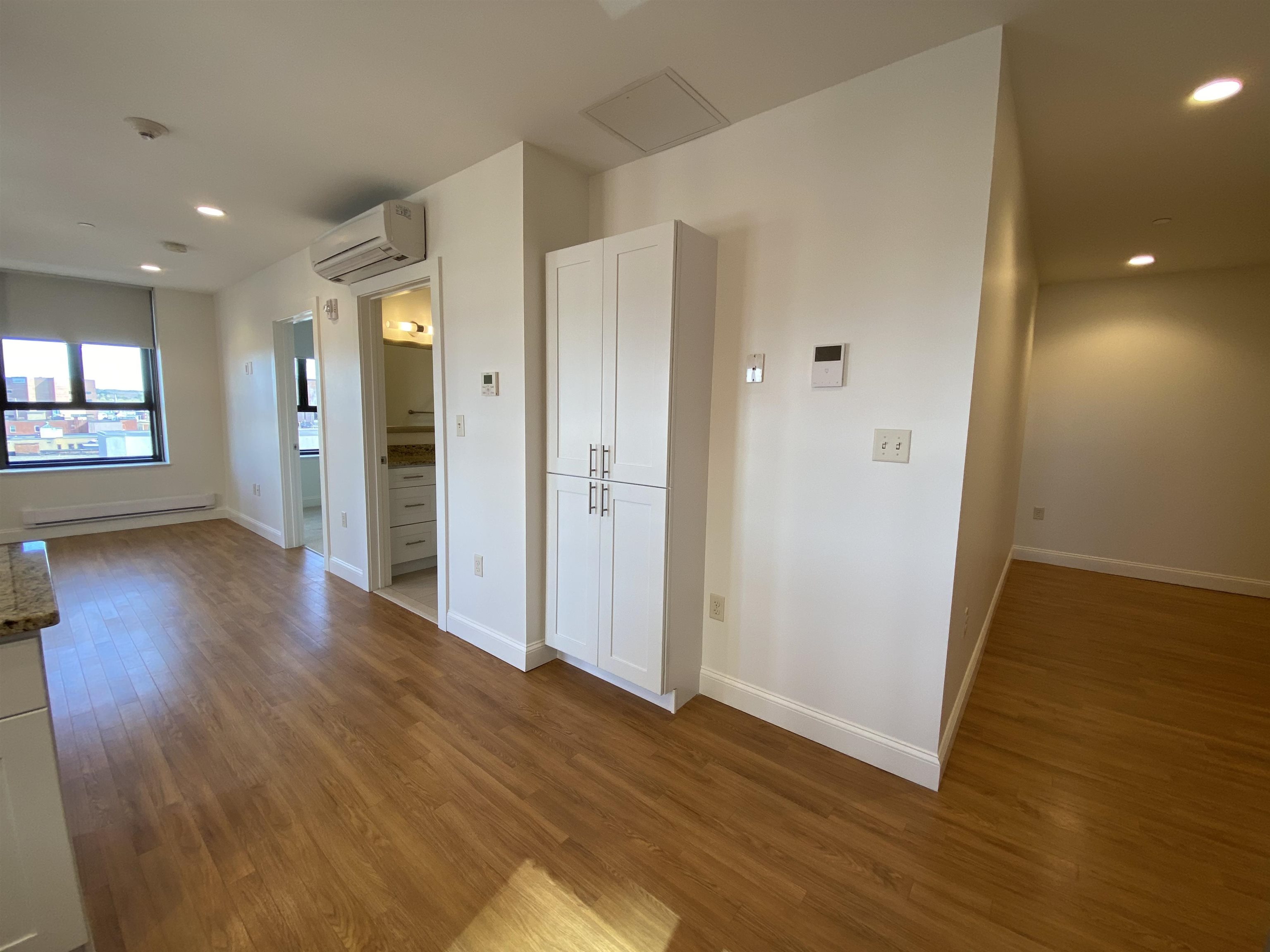 875 Elm Street, Unit 802 Manchester, NH 03101 - Photo 14 of 40