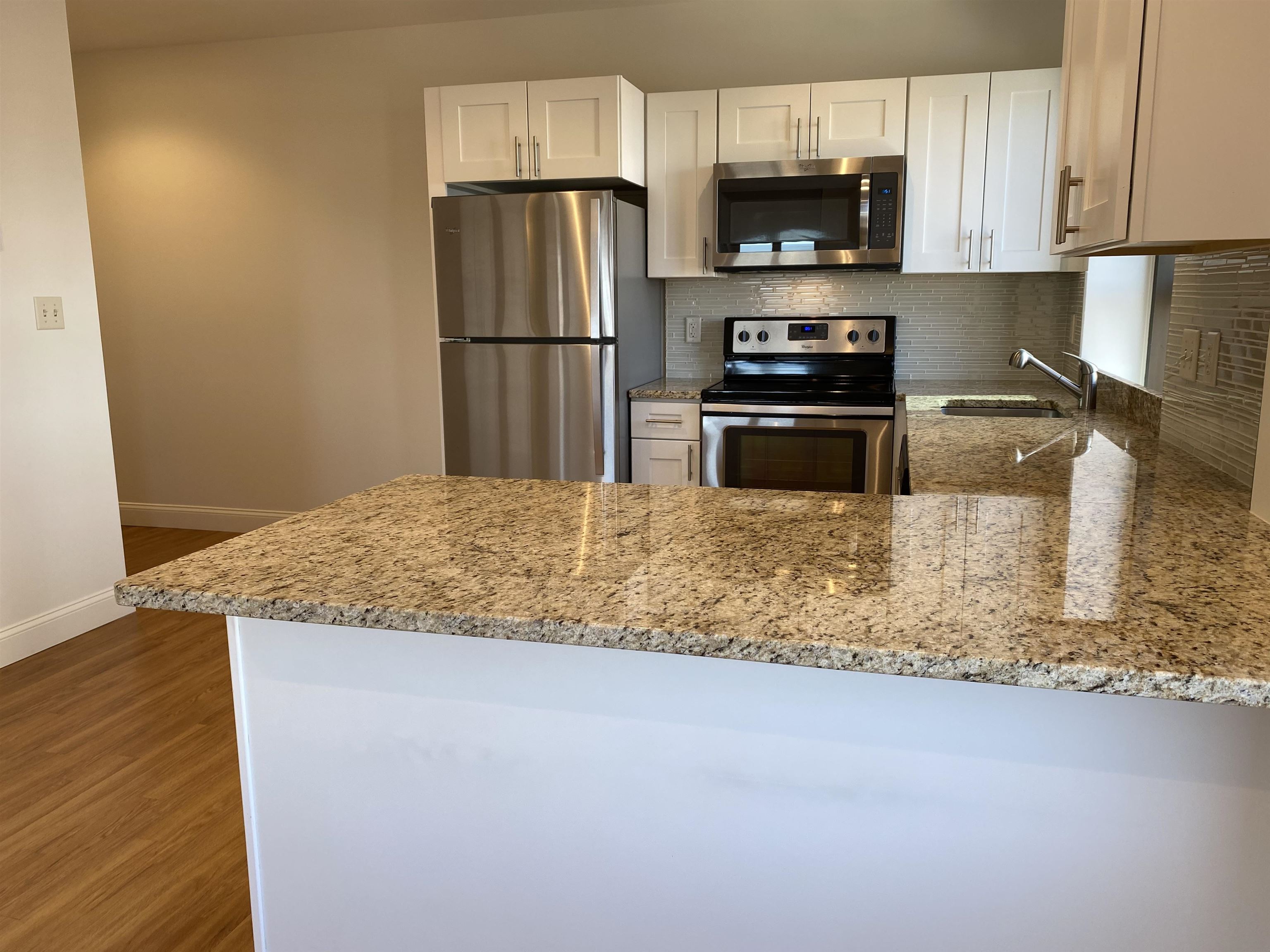 875 Elm Street, Unit 802 Manchester, NH 03101 - Photo 10 of 40