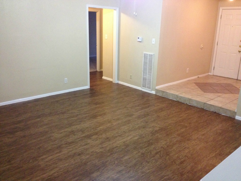 7100 Meadow Run Austin, TX 78745 - Photo 4 of 16