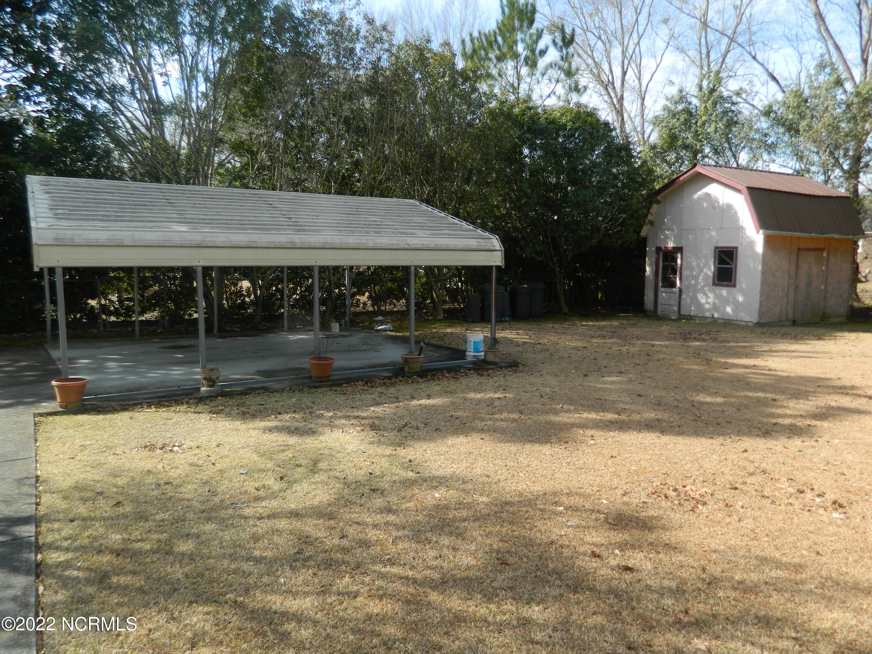 2902 Rouse Road Kinston, NC 28504 - Photo 13 of 17 DSCN3272