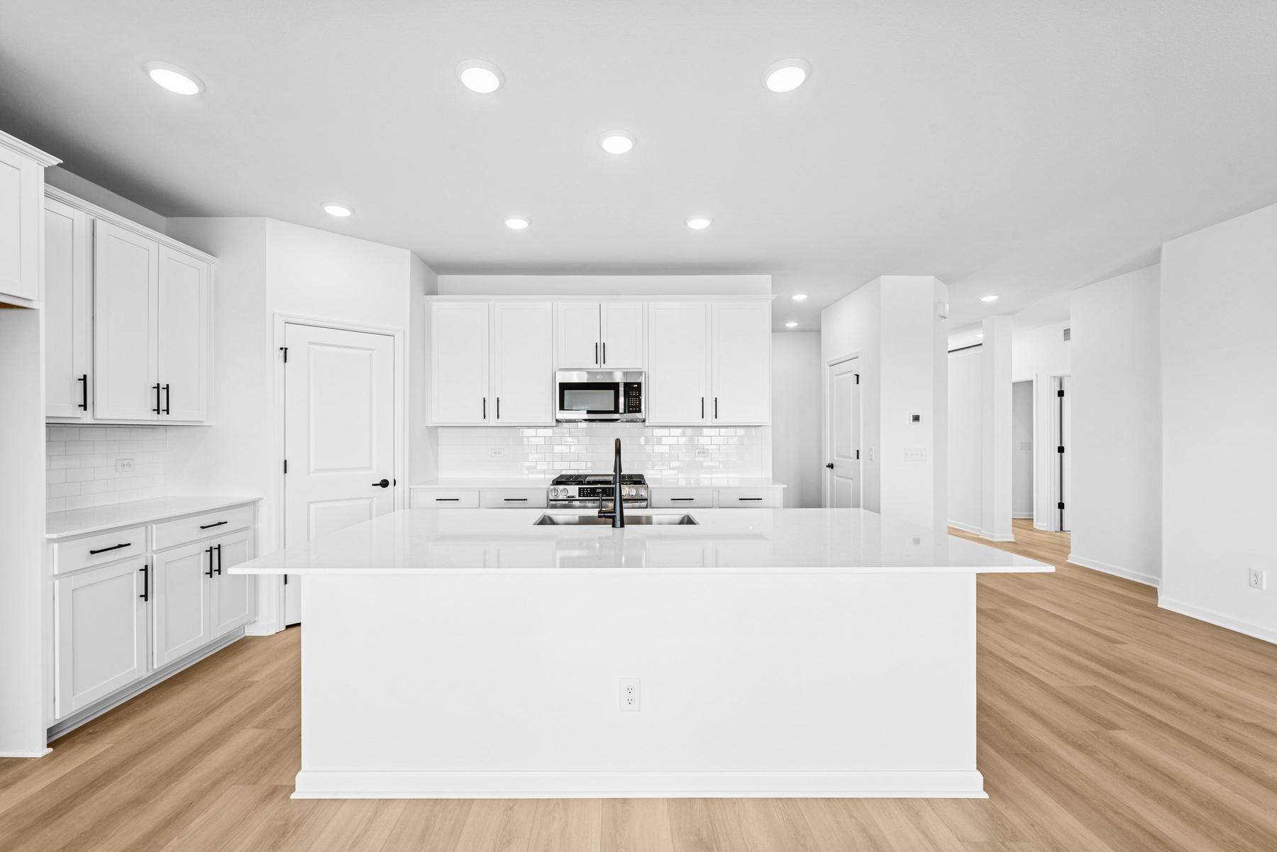 2995 Trinity Drive Shakopee, MN 55379 - Photo 3 of 20