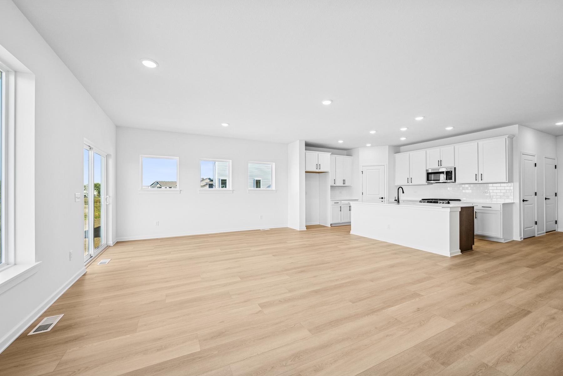 2995 Trinity Drive Shakopee, MN 55379 - Photo 5 of 20