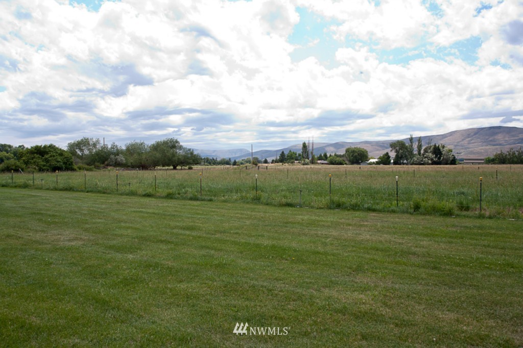 2400 Umptanum Road Ellensburg, WA 98926 - Photo 10 of 15 Gallery Image 10