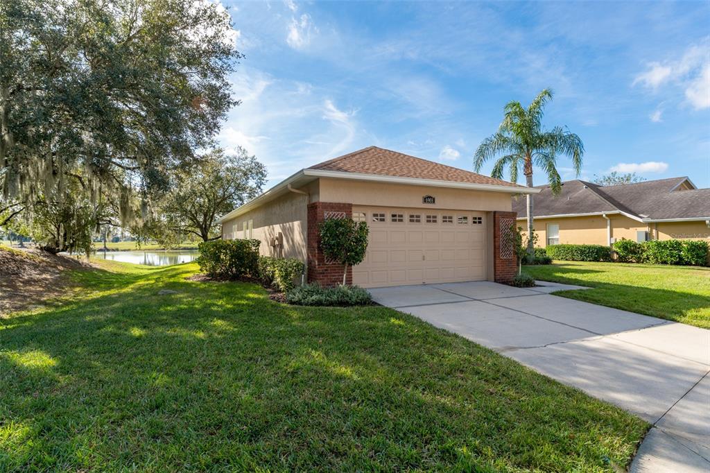 6908 Eagle Ridge Boulevard Lakeland, FL 33813 - Photo 7 of 52