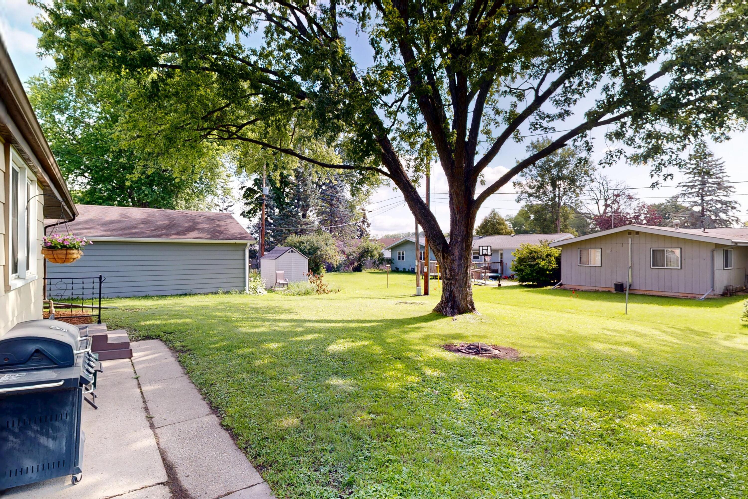 927 Peterson Street Fort Atkinson, WI 53538 - Photo 20 of 37 927-Peterson-St-06252026_163228