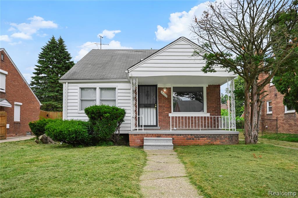 19720 Annchester Road Detroit, MI 48219 - Photo 1 of 20