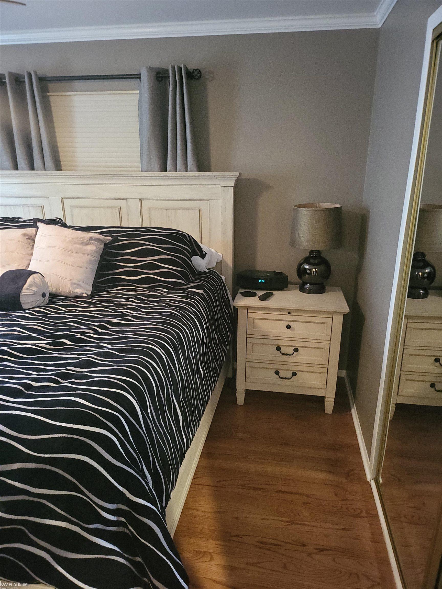 118 Exmoor Road Waterford, MI 48328 - Photo 9 of 12 50095798-8.JPG