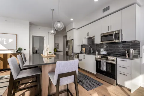 $829,907 | 1212 Demonbreun Street, Unit B2 (E), Nashville, TN 37203