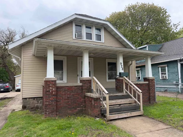 $145,000 | 928 Gerald Avenue, Beloit, WI 53511