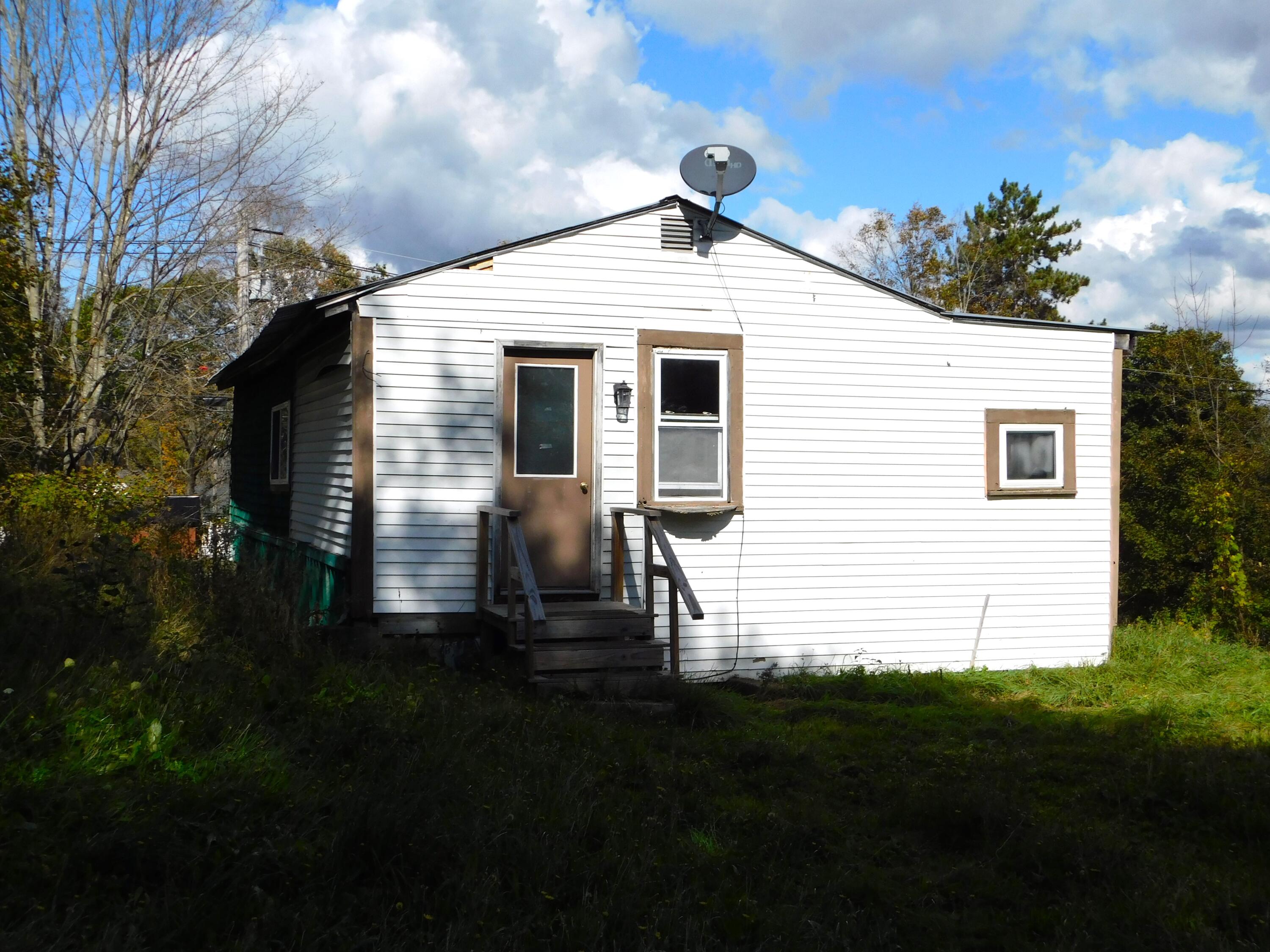 18 Mcphetres Road Sangerville, ME 04479 - Photo 5 of 29 7